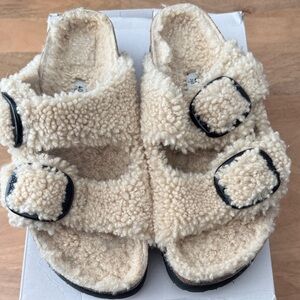 Birkenstock Arizona Sherpa big buckle